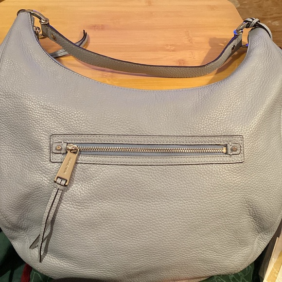 🔹Michael Kors🔹 Rhea🔹Pale Blue🔹Large Zip Shoulder Hobo Bag/EUC - Picture 13 of 14